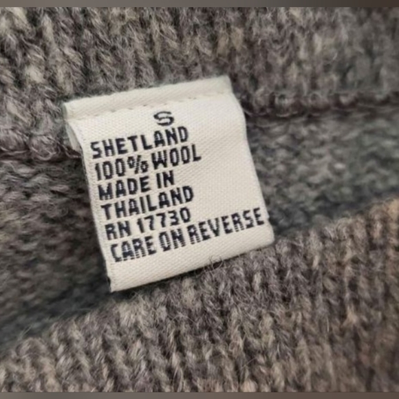 VTG Field Gear 100% Shetland Wool Gray Sweater/ Gender Neutral/ Small - Picture 6 of 7
